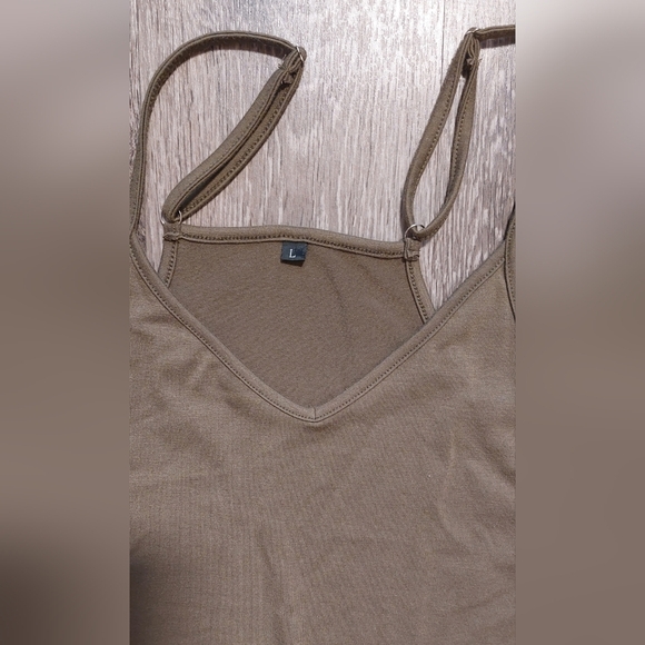 Casual Shorts Romper Size Large Adjustable Straps Stretch Knit Pockets Loose - Picture 3 of 9